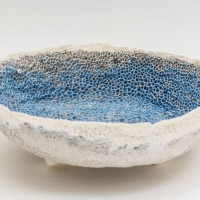 珊瑚色带脚浅盘